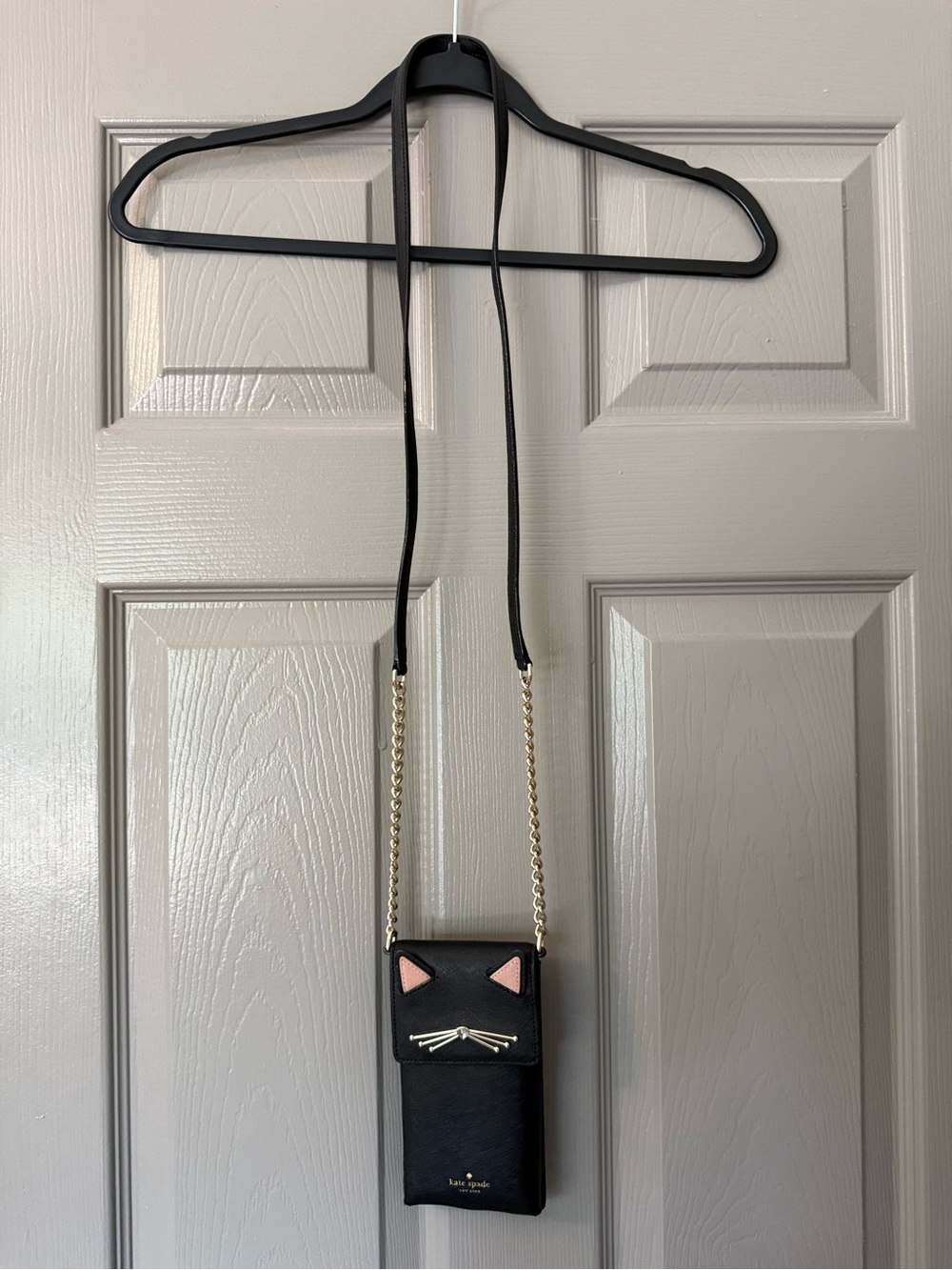 Kate Spade Black Cat Leather Crossbody Phone Bag with Chain-and-Leather Strap - Picture 12 of 12
